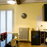 Casa Garisenda By Wonderful Italy 公寓
